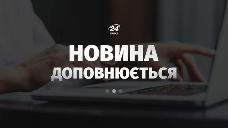 Наслідки пожежі на складських будівлях у Київській області після ракетної атаки