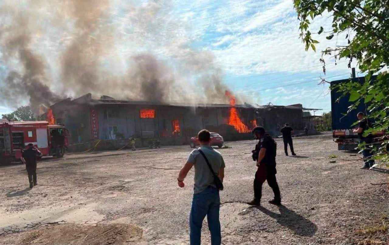 Війська рф вдарили по відділенню «Нової пошти» на Вінниччині: восьмеро постраждалих