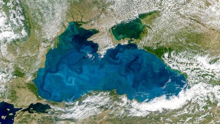 Супутниковий знімок NASA PACE: бірюзові візерунки цвітіння кокколітофорів на поверхні Чорного моря, 22 червня 2026 року