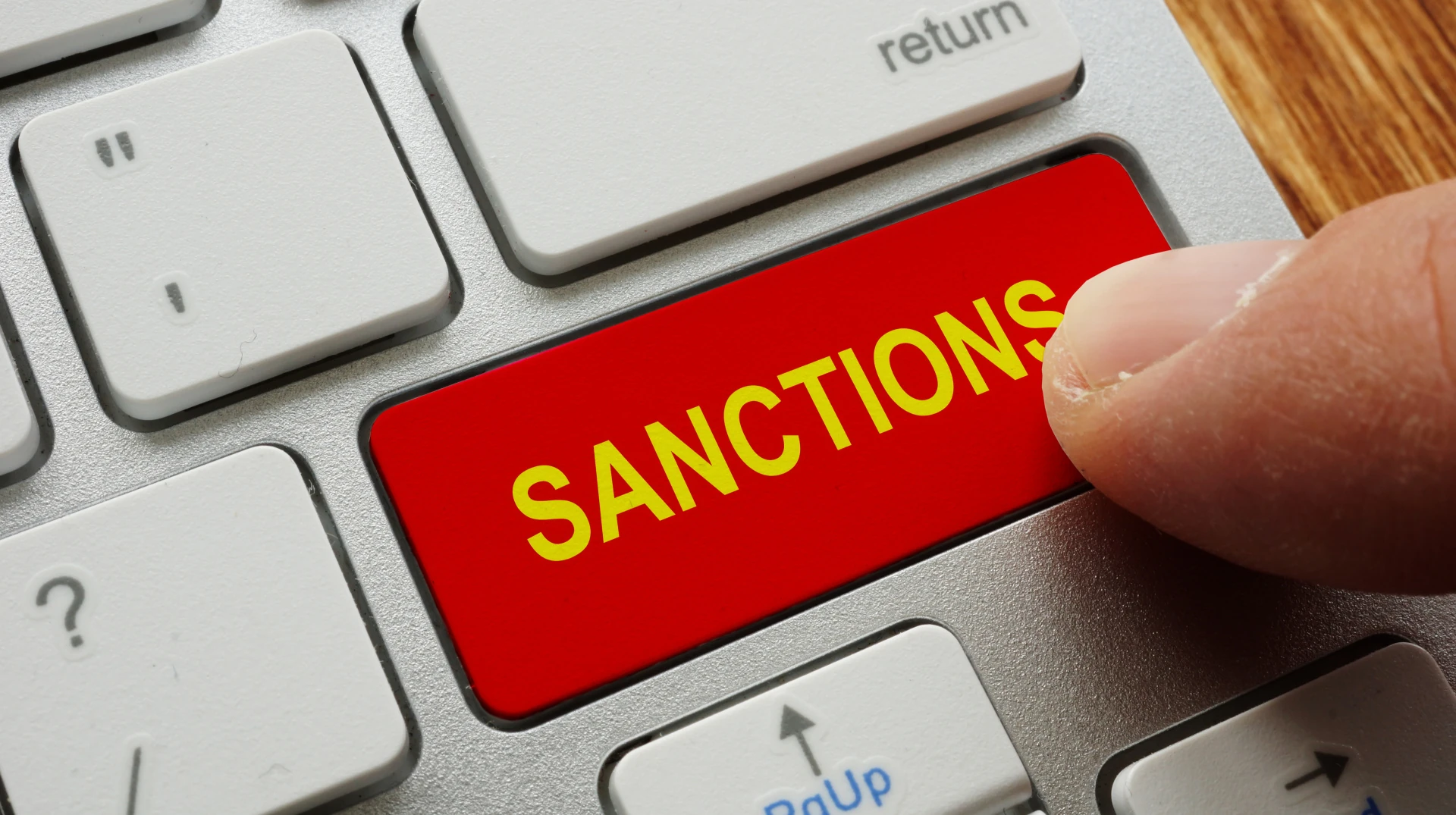 Британія 6 серпня оголосила новий санкційний пакет проти РФ: що вирішив МЗС
