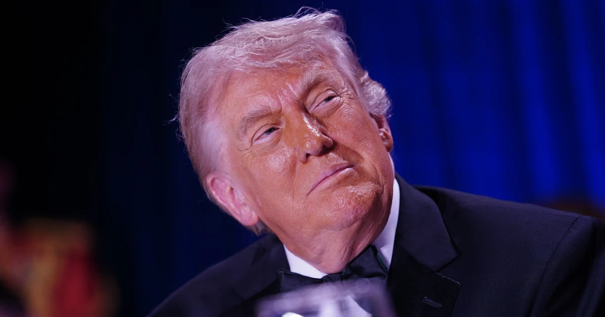 Цілодобовий “Trump TV” на YouTube: пояснення, що сталося і де це відбувається